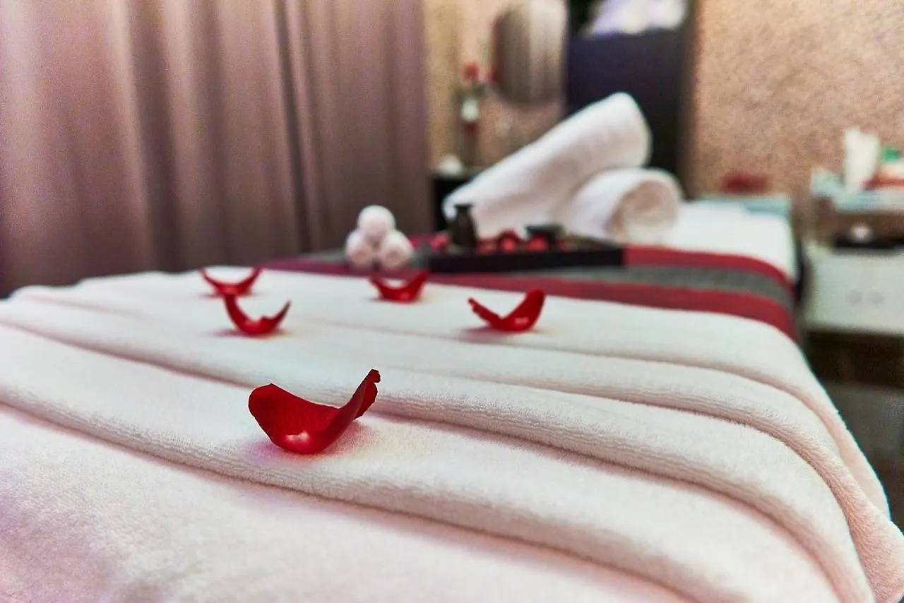 Rose Park Hotel - Al Barsha, Opposite Metro Station Ντουμπάι 4*,  Ηνωμένα Αραβικά Εμιράτα