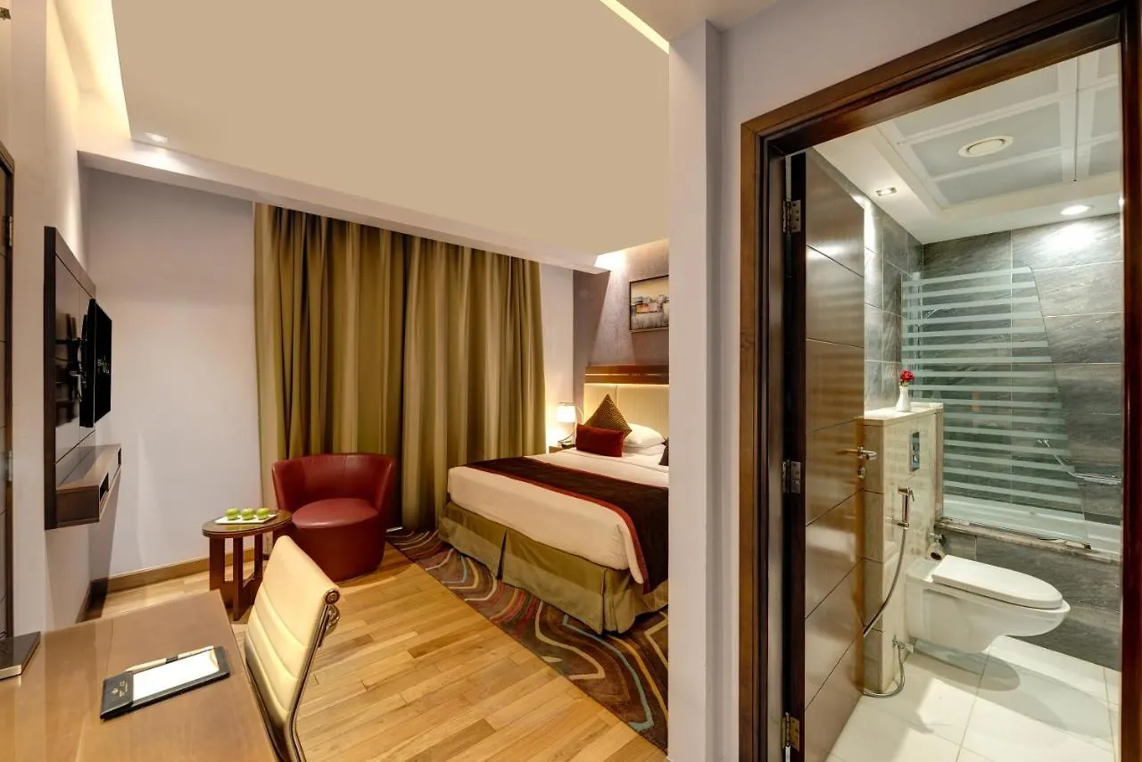 Rose Park Hotel - Al Barsha, Opposite Metro Station Ντουμπάι 4*,