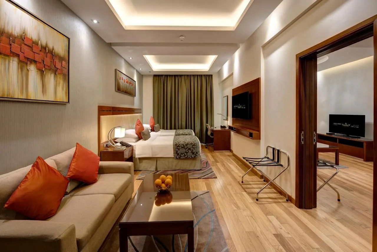 Rose Park Hotel - Al Barsha, Opposite Metro Station Ντουμπάι