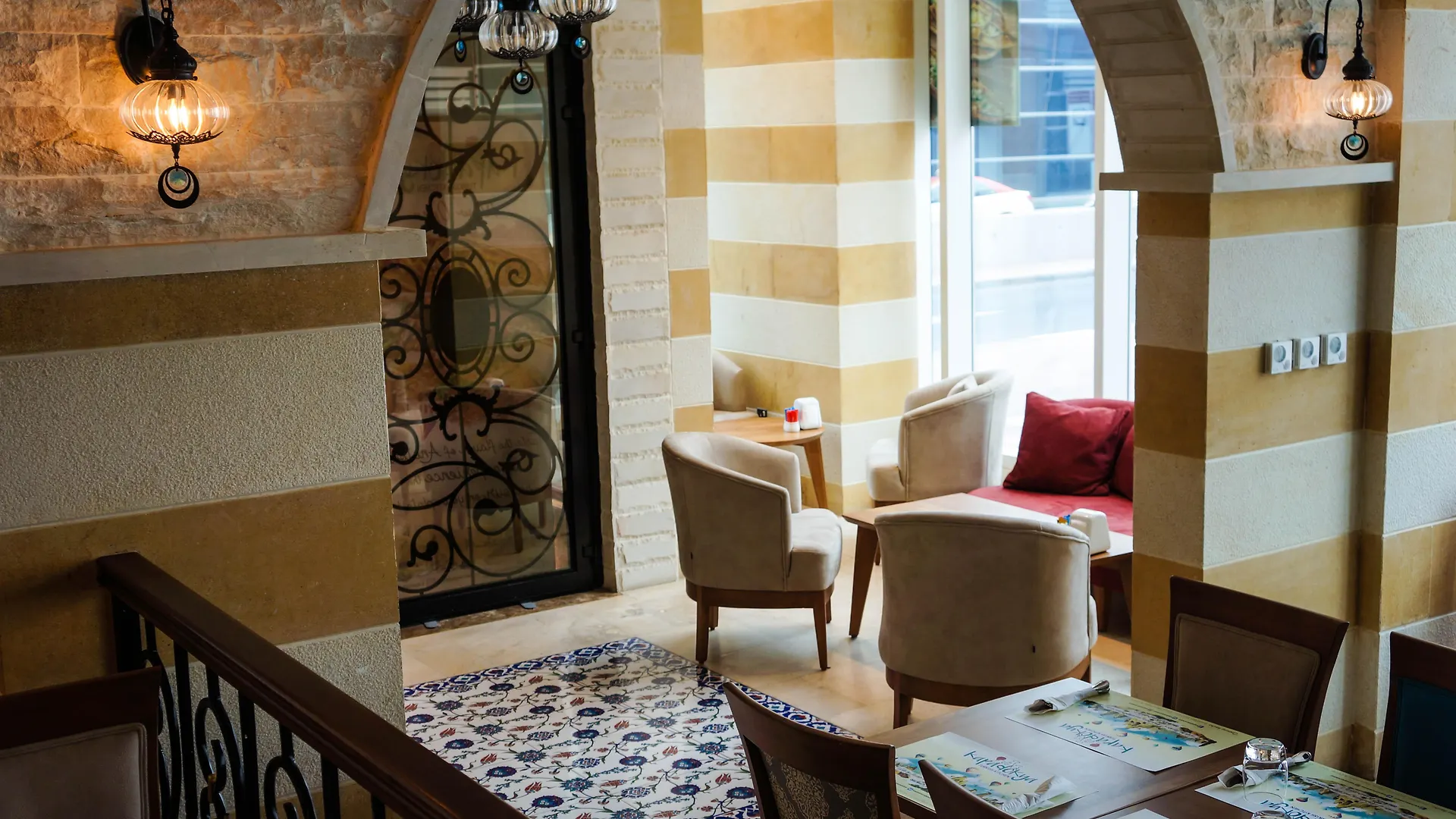 Rose Park Hotel - Al Barsha, Opposite Metro Station Ντουμπάι 4*,