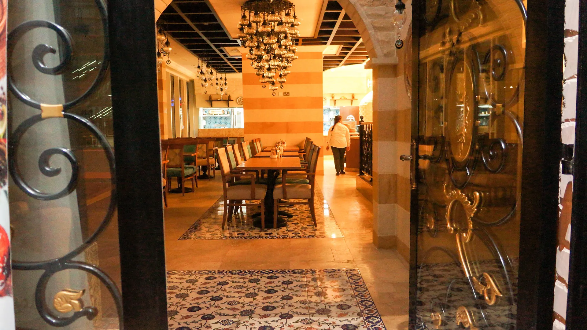 Rose Park Hotel - Al Barsha, Opposite Metro Station Ντουμπάι 4*,  Ηνωμένα Αραβικά Εμιράτα