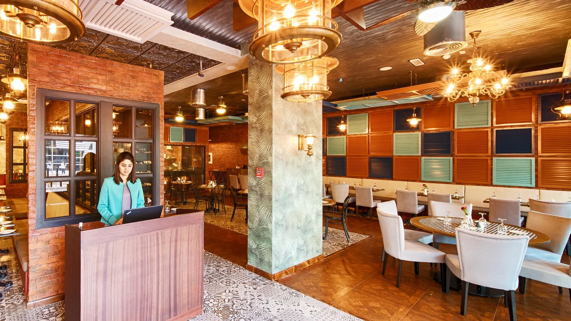 Rose Park Hotel - Al Barsha, Opposite Metro Station Ντουμπάι