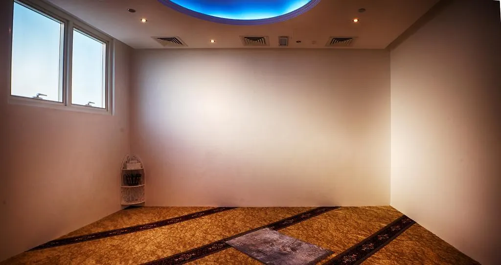 Rose Park Hotel - Al Barsha, Opposite Metro Station Ντουμπάι